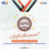 APS award medal with ribbons and congratulations message in Spanish for Francisco Lovely Cruces 2025 designation